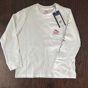 NWT never worn Vineyard Vines 5T Christmas shirt